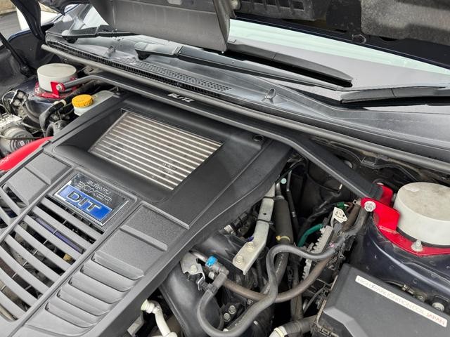 0541940A30260828W00114.jpg