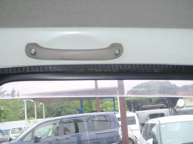 0550625A30260830W00114.jpg