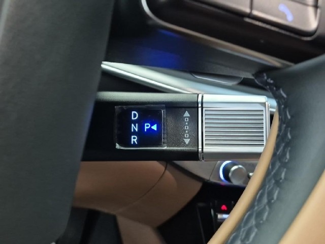 6081500978R8.jpg