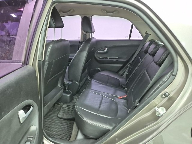 6071000395R12.jpg