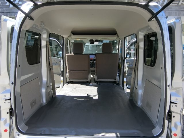 9392f250a325f0616b01a93df308f685.jpg