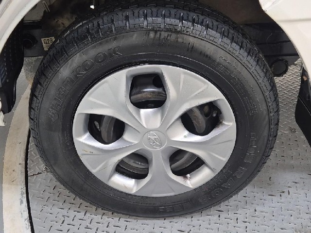 6041500692R16.jpg