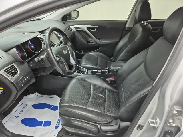 6061000742R11.jpg