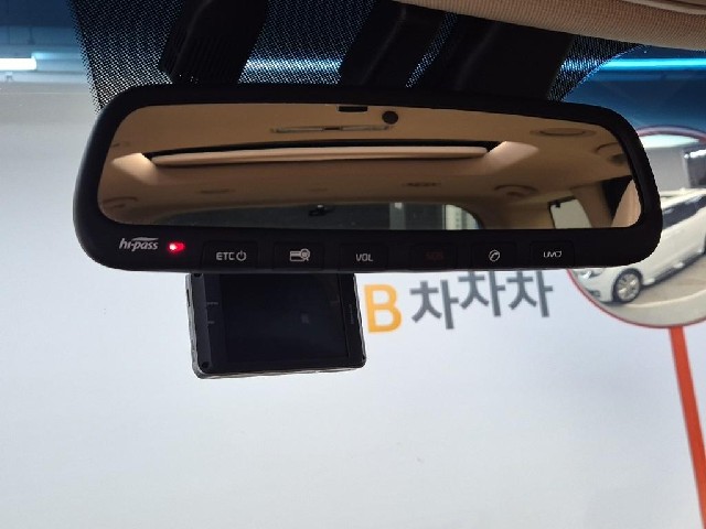 6091500689R17.jpg