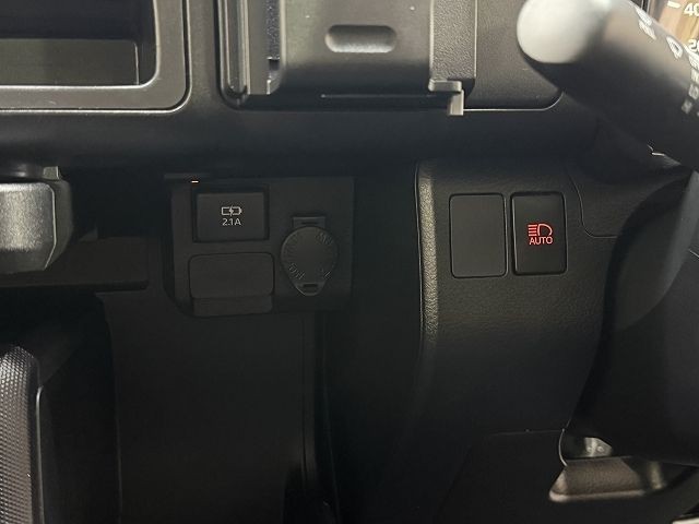 00e953746379f6078088602238233f70.jpg