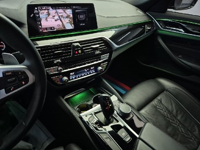 6071500565R10.jpg