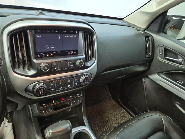 6071501781R10.jpg