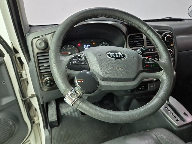6071002411R8.jpg