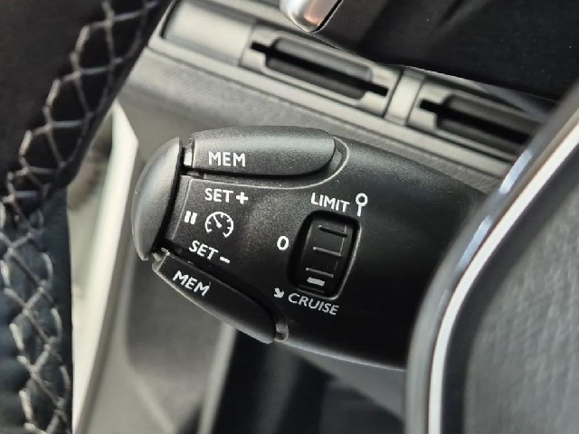 6071501893R15.jpg
