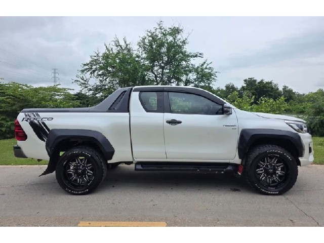 778b8e96344d7126ef08640d5b1a4d4f.jpeg