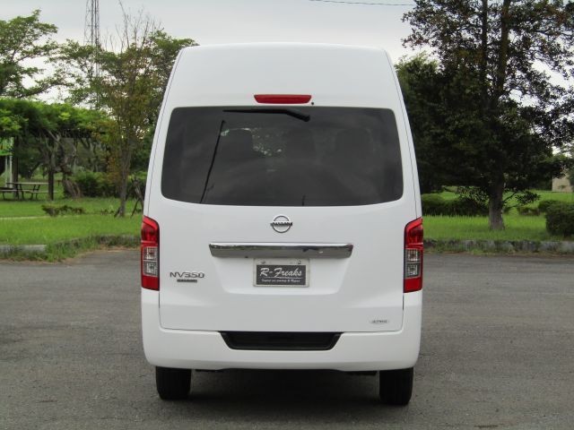 76ce5380e6e1bc741f960c624e745beb.jpg