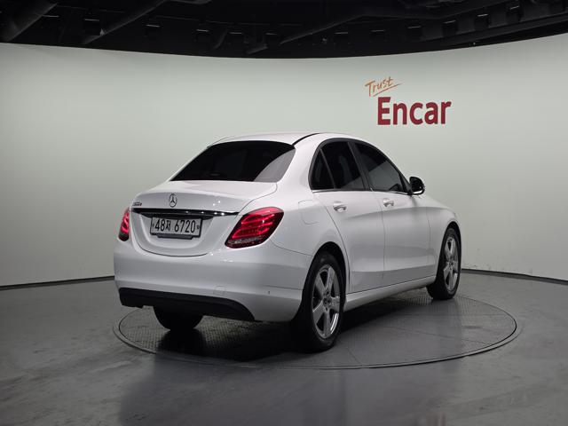 675db58f208c8d1294549b615880aa3a.jpg