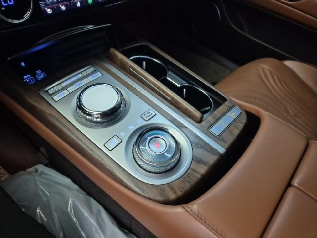6071501155R8.jpg