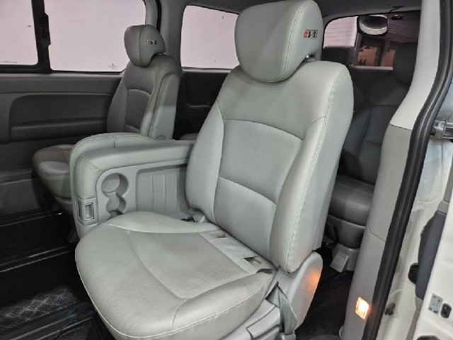 6071002637R12.jpg