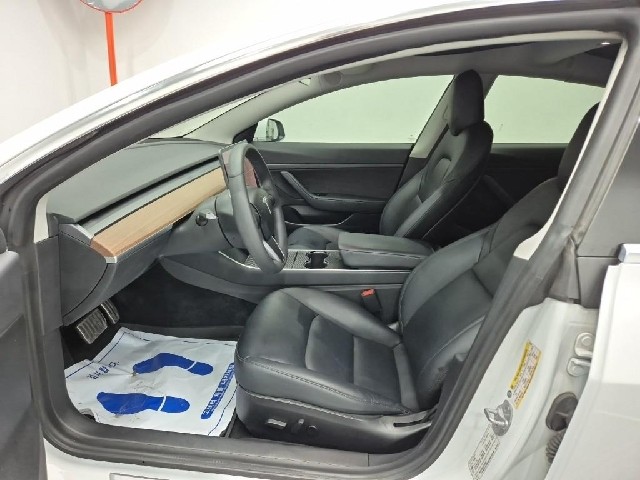 6071002470R10.jpg