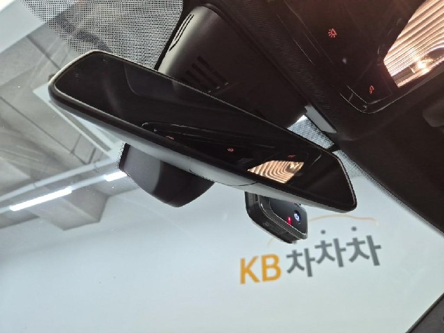 6071501929R17.jpg
