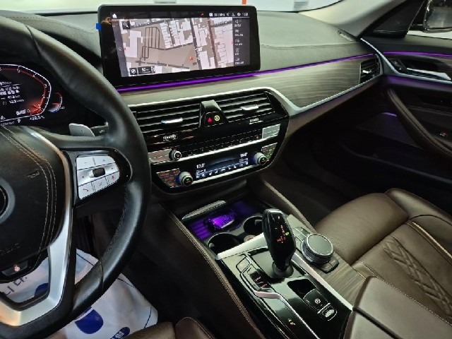 6061500836R10.jpg