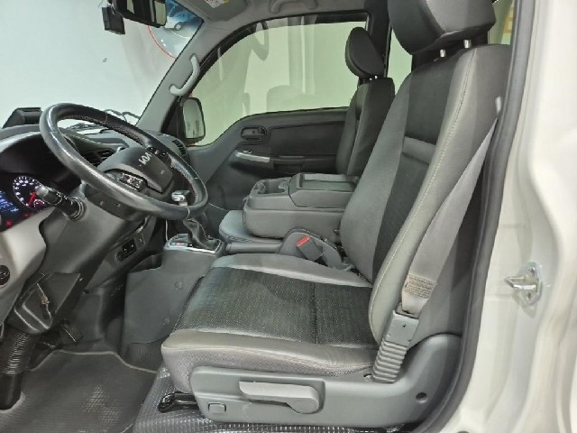6071002251R10.jpg