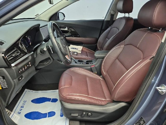 6061500815R11.jpg