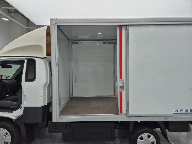 6071001427R18.jpg