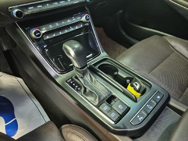 6071002404R8.jpg