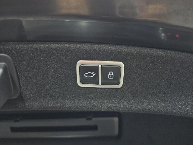 ee0e55965cf40854395d72336fb2775d.jpeg