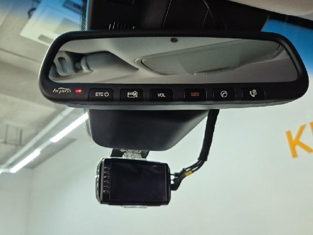 6061500899R17.jpg