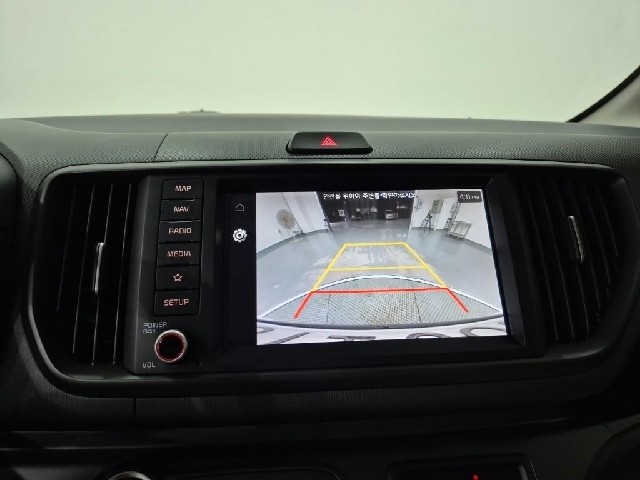 6091000676R14.jpg