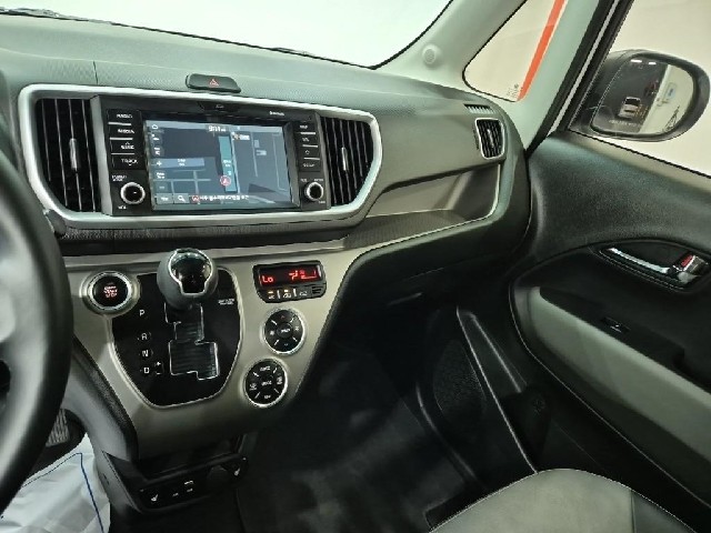 6071002403R10.jpg