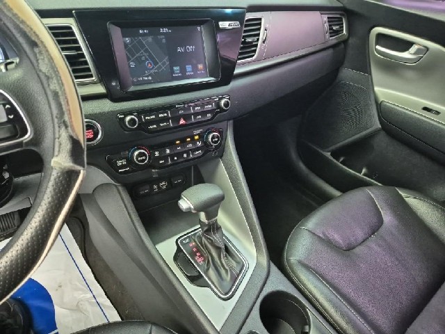 6081500048R10.jpg