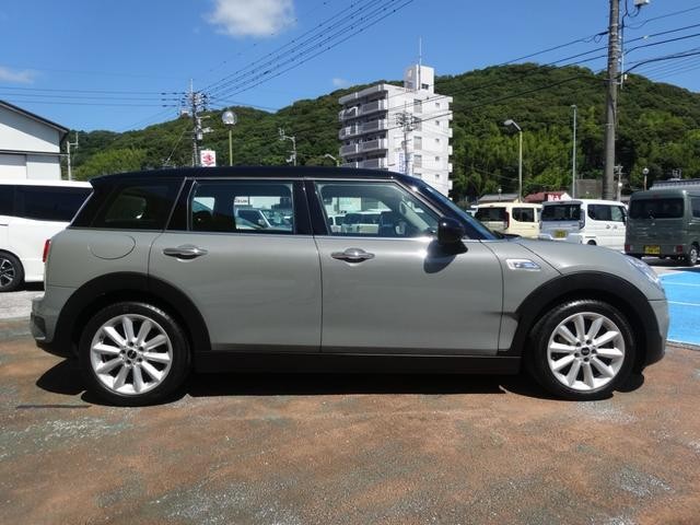 76eb8281d1174d8028e0f401de2860e6.jpg