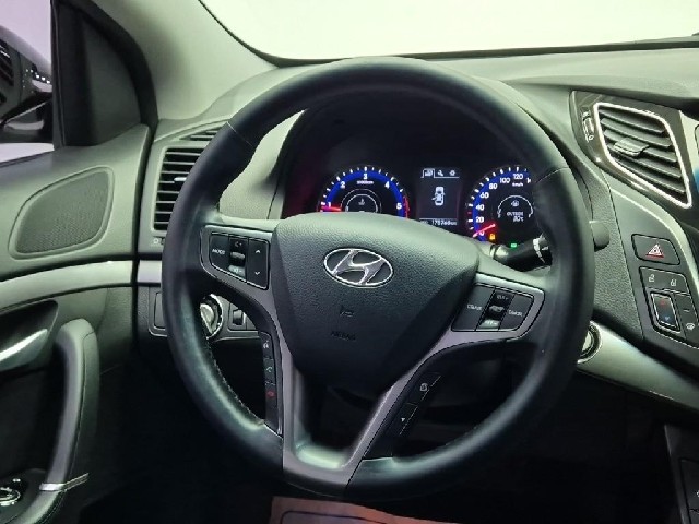 6071001747R8.jpg