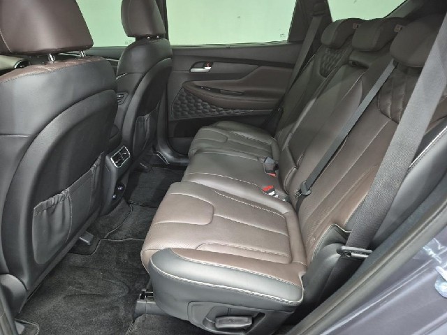 6081000115R12.jpg