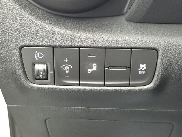 6081500204R17.jpg