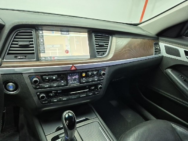 6081000081R10.jpg