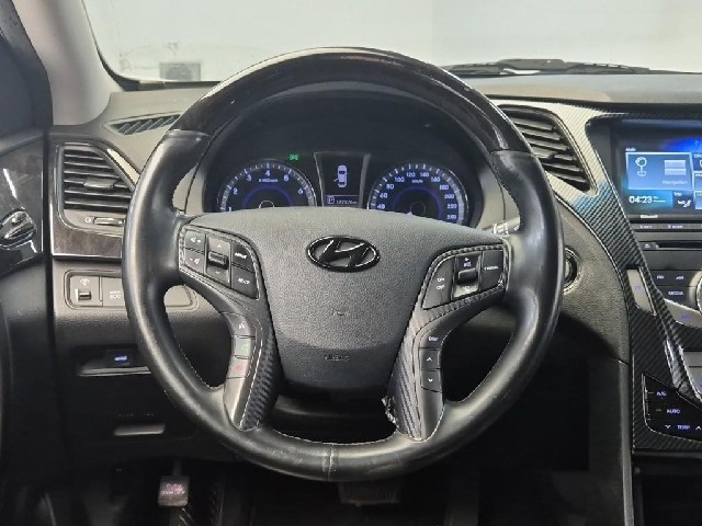 6051501349R8.jpg