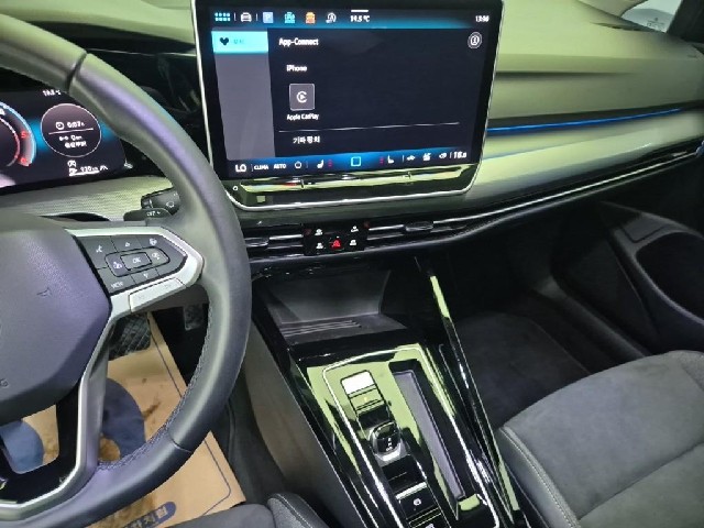 6051501233R10.jpg