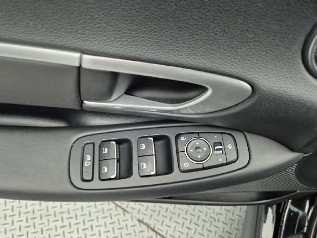 6051001596R17.jpg