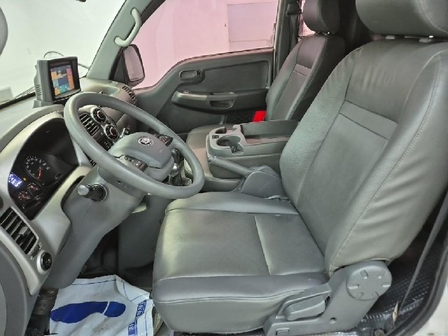 6051501265R10.jpg