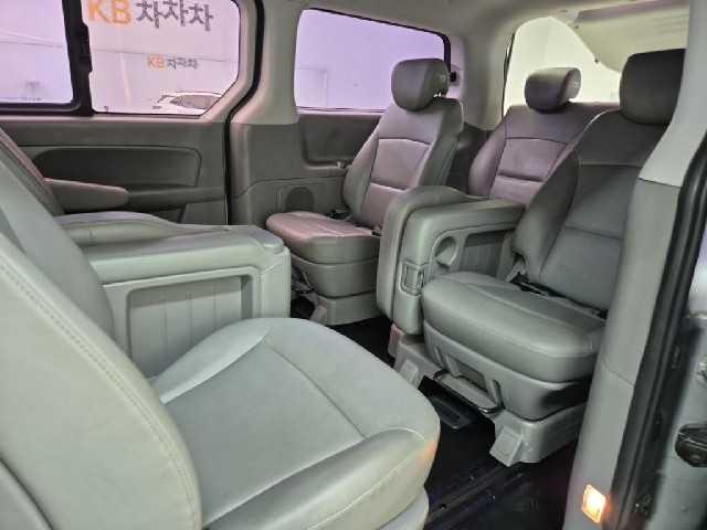 6081500197R12.jpg