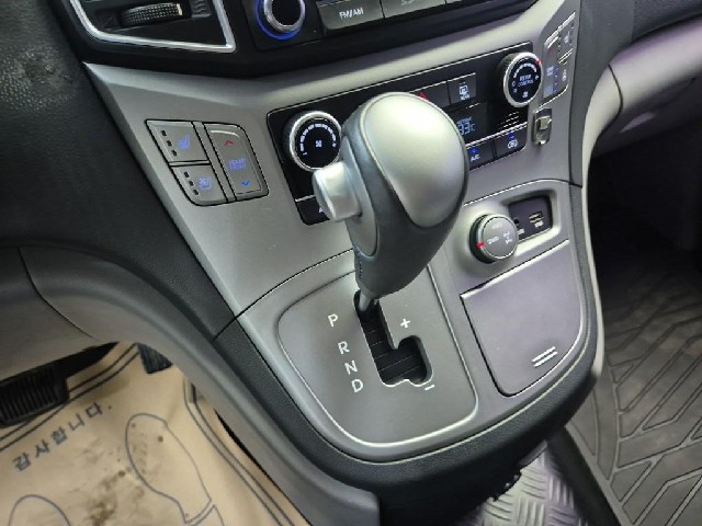 6081500197R8.jpg