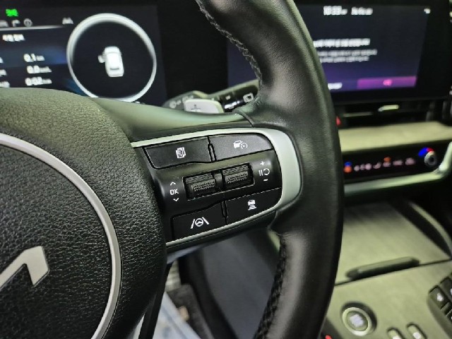 6021501833R16.jpg