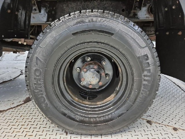 6091500782R18.jpg