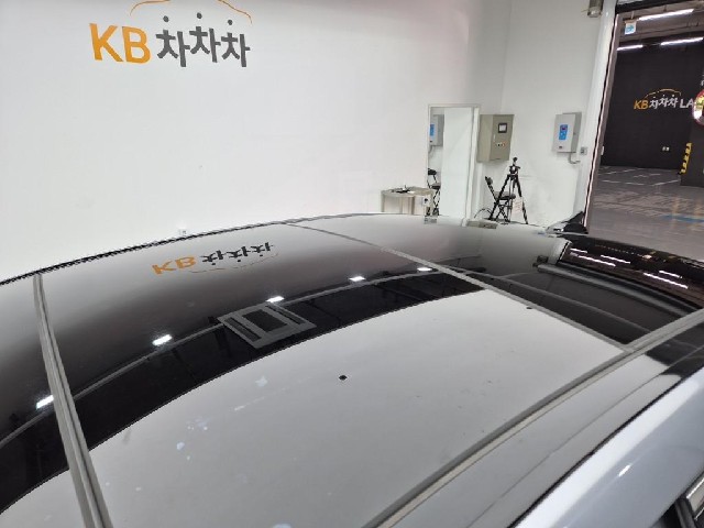 6091000559R13.jpg