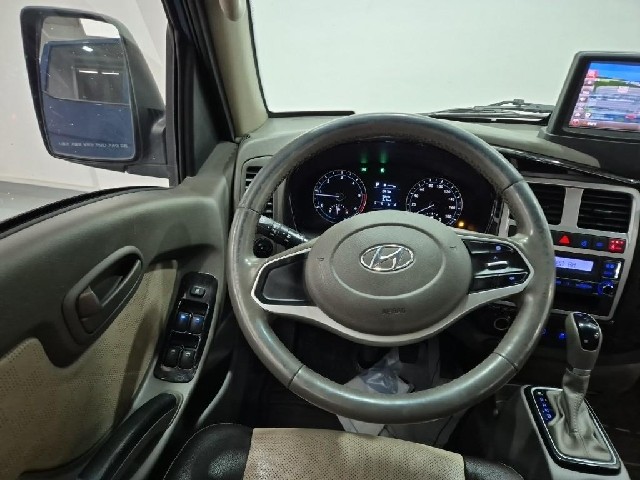 6081002106R8.jpg