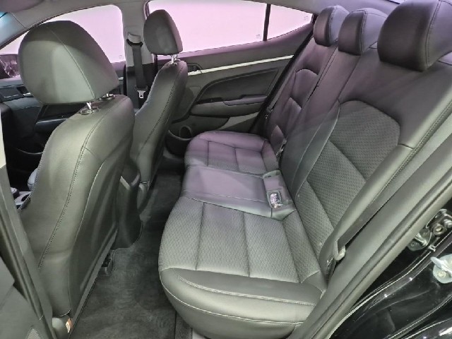 6081001940R12.jpg