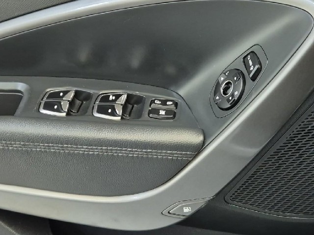 6091500233R18.jpg