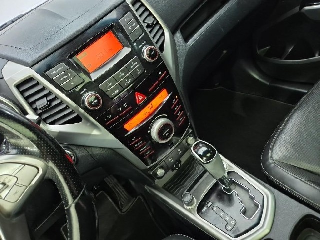 6091000240R10.jpg