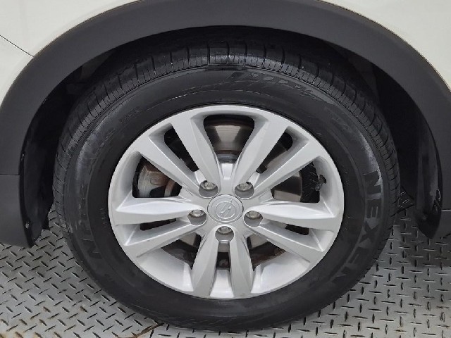 6091000240R18.jpg