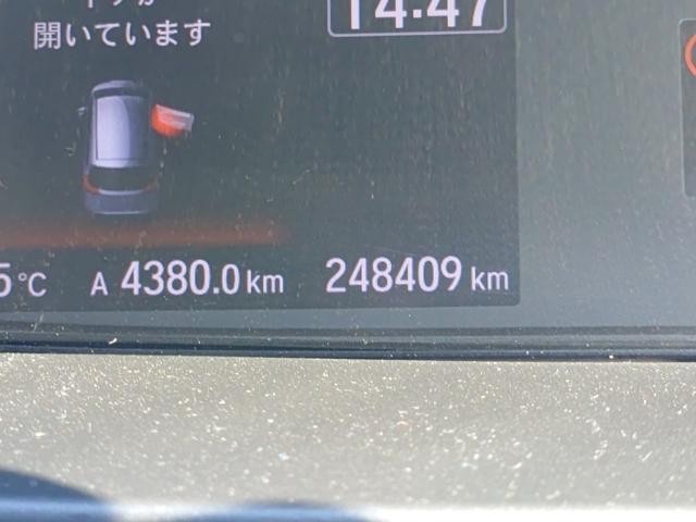 27077510_carP_l_2.jpg
